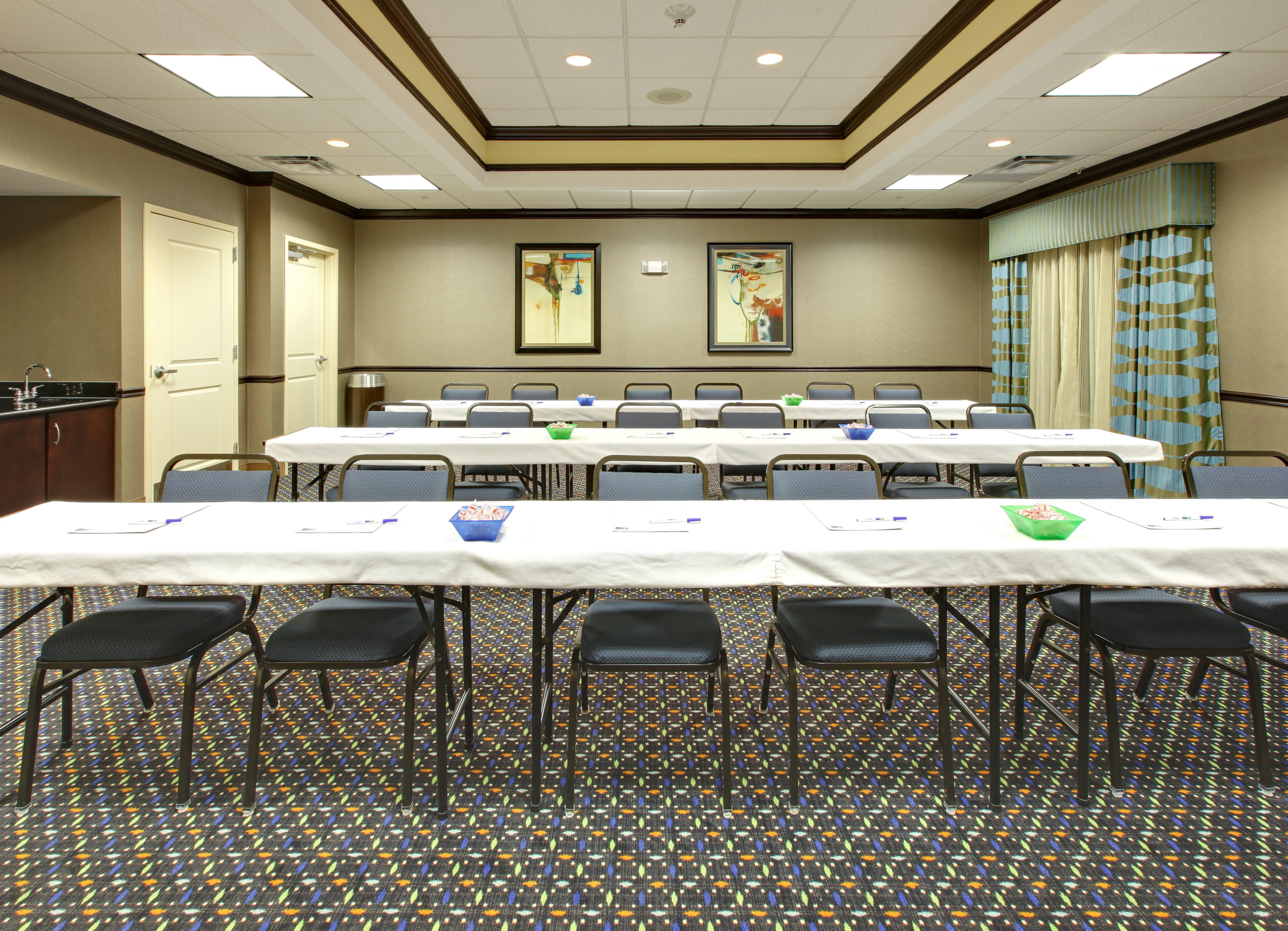 Holiday Inn Express & Suites Covington By Ihg Exterior photo