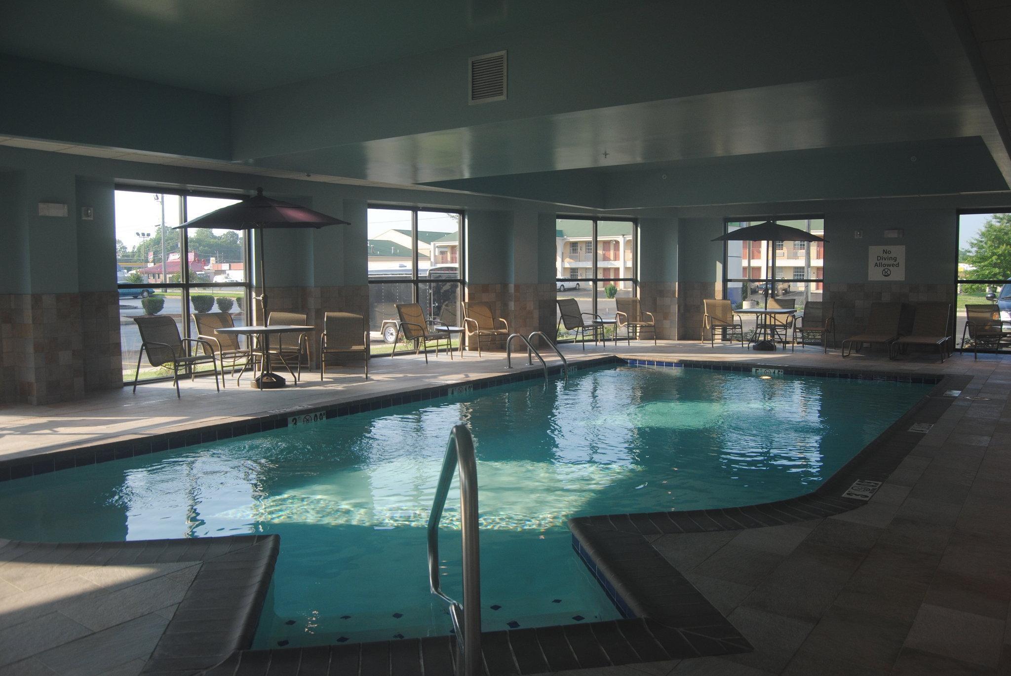 Holiday Inn Express & Suites Covington By Ihg Exterior photo