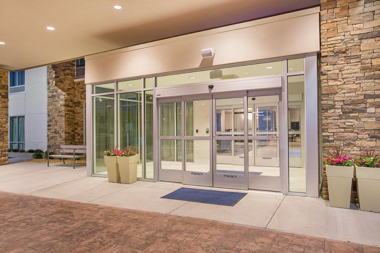 Holiday Inn Express & Suites Covington By Ihg Exterior photo