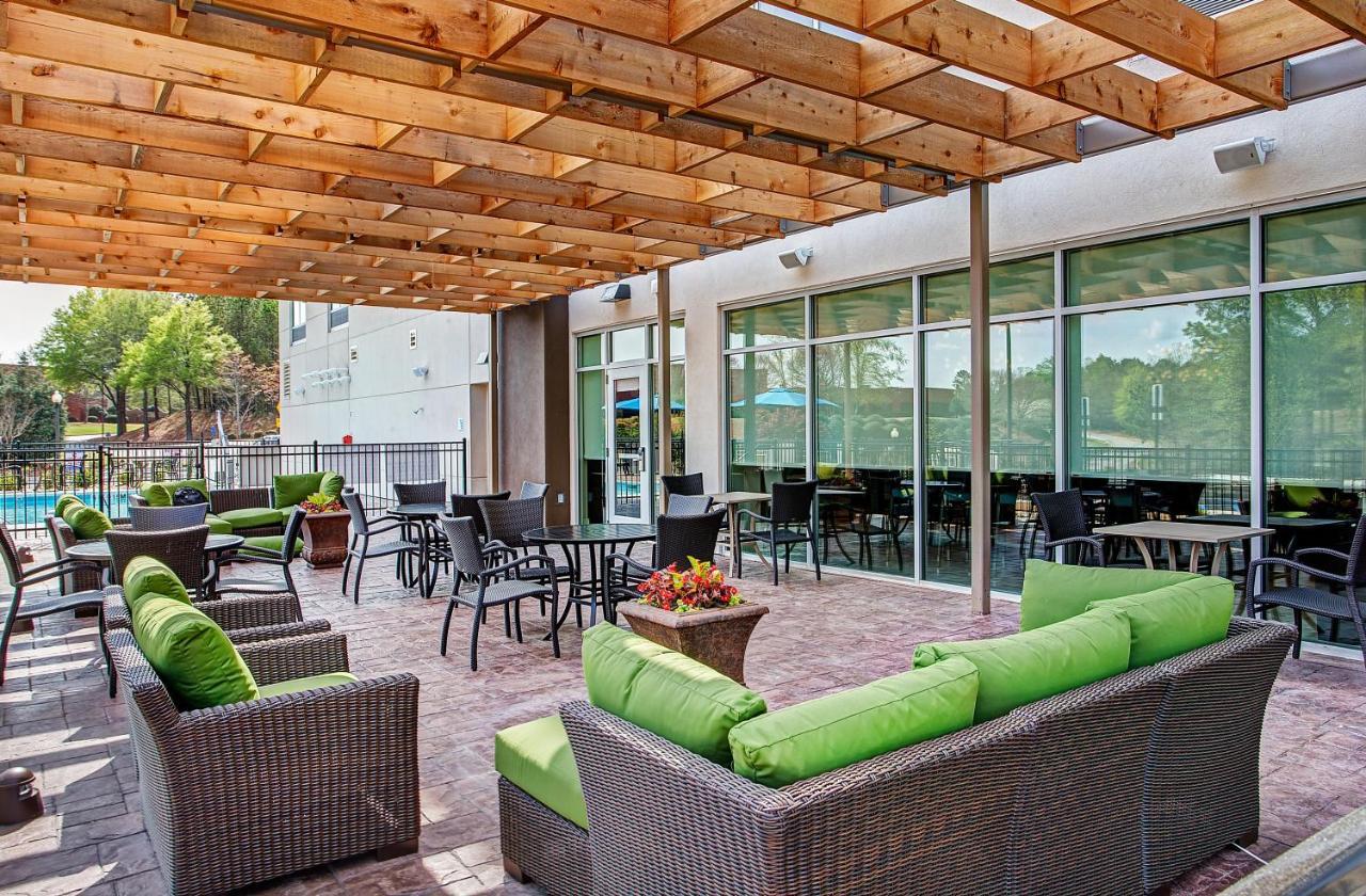 Holiday Inn Express & Suites Covington By Ihg Exterior photo