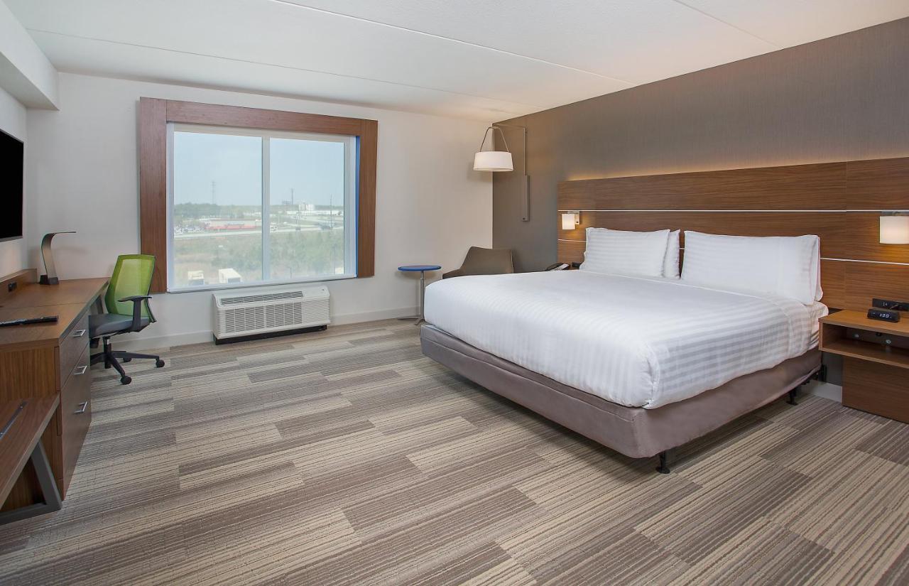Holiday Inn Express & Suites Covington By Ihg Room photo